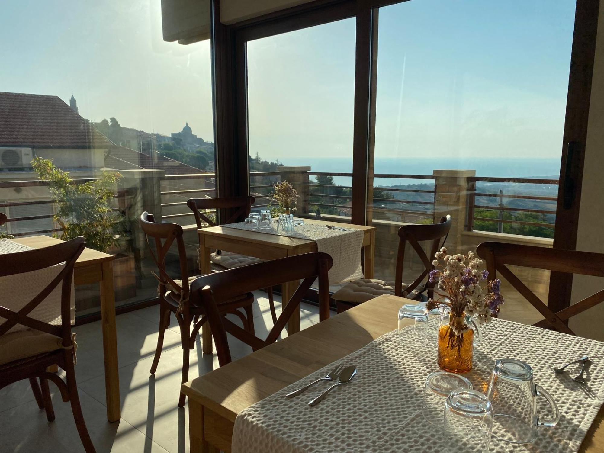 Seta Luxury Apartment Roseto Degli Abruzzi Ngoại thất bức ảnh